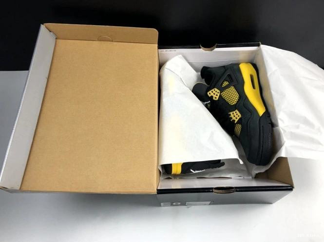 TopPick 4 1030 Retro Thunder 308497- Jordan Air 1230